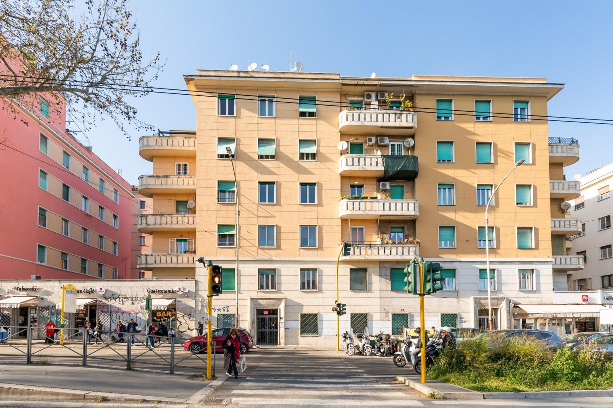 Cozy Apartment Gianicolense 3Bdr Rom Eksteriør billede